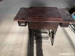 Masina de cusut Singer