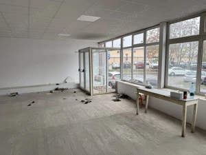 Spatii comerciale de inchiriat direct de la proprietat  Piata Aurora 10 eur m2 - imagine 8