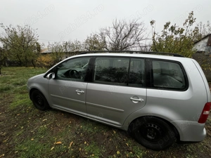 De vanzare Volskvagen Touran 2003 - imagine 7