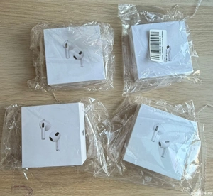 Casti cu husa reincarcabila Wireless Bluetooth Sigilate in cutie Airpods Generatia 3