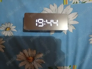 vand Ceas deșteptător digital LED alb ceas deșteptător electronic cu afișaj LED digital cu usb