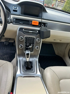 Volvo V7  Diesel, 180 CP, Manuală 6+1, Full Piele Crem, Euro 6 - imagine 9