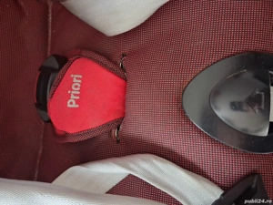 Vând scaun bebeluși 