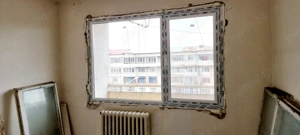 Vând Apartament decomandat 4 camere în Alexandria, pe str. București la intersecție cu Str. Ghica - imagine 4