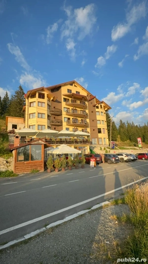 Angajam: Bucatari, Ospatari si Cameriste