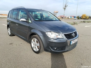 vând Volkswagen Touran  - imagine 2