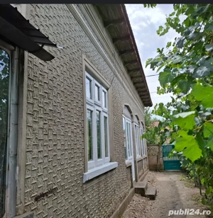 Vand Casa cu curte 851 mp 15 minute de Alexandria