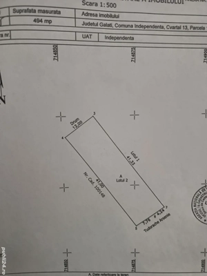 Vând teren intravilan .