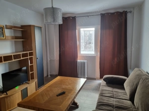 Vand apartament confortabil si primitor, renovat recent, Tineretului