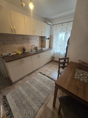 Inchiriez apartament 2 camere, ultra central,  Constanța  - imagine 9