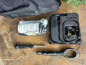 Compresor umflat anvelope set. - imagine 2