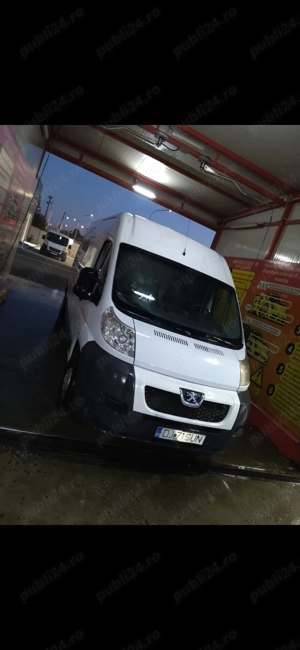 Peugeot boxer motor 2.2 an 2011.