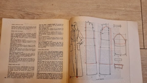 Carte Masina De Cusut în ajutorul gospodinei  - imagine 3