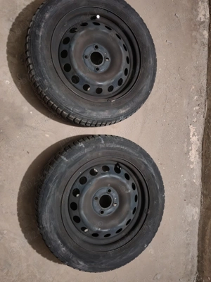 Set 2 bucățiNokian WR D4 iarnă 185/65 R15+jante Alcar 6x15