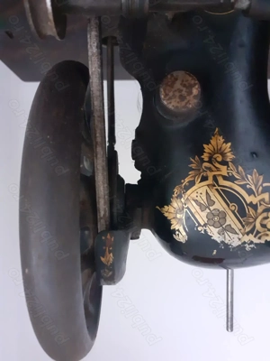 Masină de cusut Singer vintage