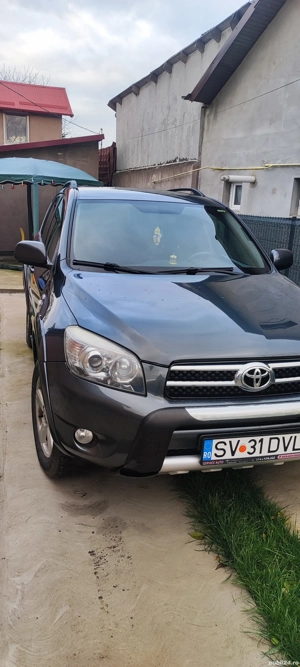 Vand Toyota RAV4 