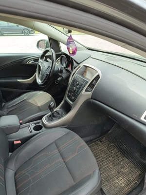 Opel  astra j sport tourer  - imagine 6