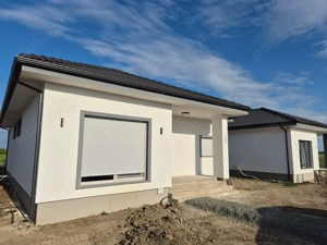 Vila NOUA individuala, 3 si 4 camere in Via Carmina, Arad, comision 0 - imagine 4