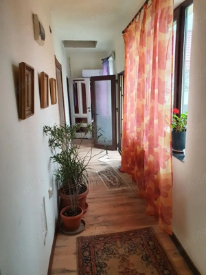 Casa si teren de vanzare - imagine 4