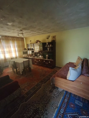 Proprietate cu casa și teren generos - imagine 5