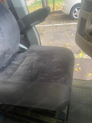 Vând autoutilitară Volkswagen T5 - imagine 4