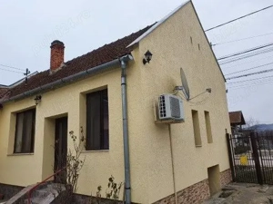 Casa si teren de vanzare - imagine 7