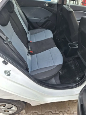 Vând Hyundai i20 din 2018 - imagine 6