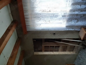 Casă veche de vănzare