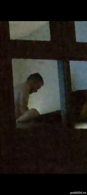 Tip single,discret companie pentru doamnă sau cuplu