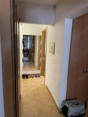 Apartament 3 decomandat, parter,CT - Pelendava - imagine 8