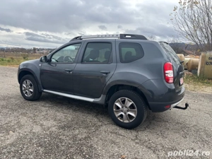 Dacia Duster SUV An 2015 benzina 1600 cm km 173000 carte servis - imagine 4