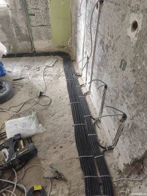 Electrician, instalatii electrice  - imagine 2