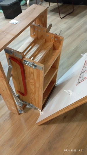 Scară de acces pod sau mansarda