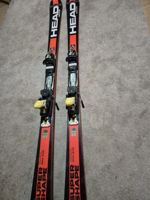 Schiuri  HEAD Super Shape 1,70 m