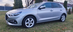 Hyundai i30 Hatchback 1,5 benzina 2021 42000 km - imagine 3