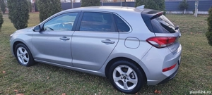 Hyundai i30 Hatchback 1,5 benzina 2021 42000 km - imagine 4