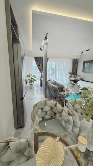 ARADULUI - 3 CAM - BLOC NOU - CURTE - PARCARE SUBTERANA - A C SI INCALZIRE IN PARDOSEALA - imagine 2