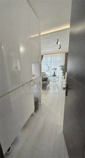 ARADULUI - 3 CAM - BLOC NOU - CURTE - PARCARE SUBTERANA - A C SI INCALZIRE IN PARDOSEALA - imagine 6