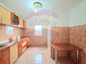 Apartament 3 camere, 96 mp, central, Sebiș – exclusiv RE/MAX
