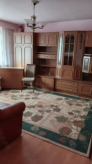 Bd.Bucuresti, 3 camere decomandat, etaj 4 cu acoperis, 85 000 euro