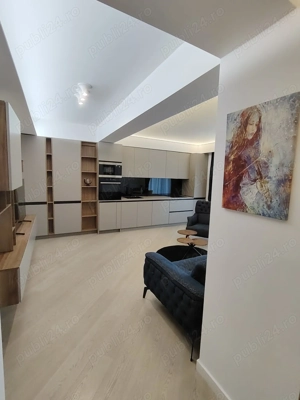 Apartament cu 2 camere de închiriat în Cortina North