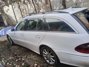 Mercedes Benz E 320  - imagine 5