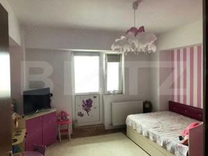 Apartament cu 3 camere, 74 mp, zona Metro - imagine 5