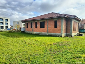 vand casa la rosu cu 10 ar teren sau cu 15 ar teren