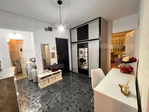 Apartament 4 camere decomandat,2bai - imagine 3