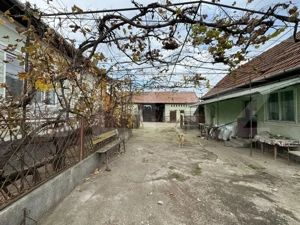 Casă individuală, 3 camere - 1380 mp, Leorinț, județul Alba