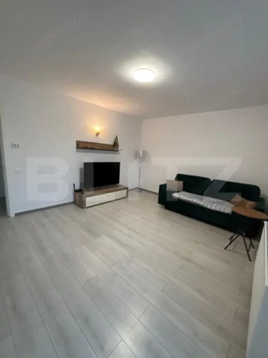 Vânzare/Schimb Apartament 3 camere, etaj intermediar, 72 mp în Tractorul - imagine 2