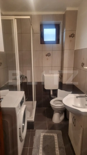 2 CASE  275 mp PLOIESTI ,renovate 2022 - imagine 12