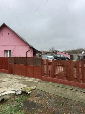 Casă de vânzare  în satul Vînători, comuna Mișca, jud. Arad. - imagine 2
