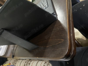 Husa tableta cu tastatura